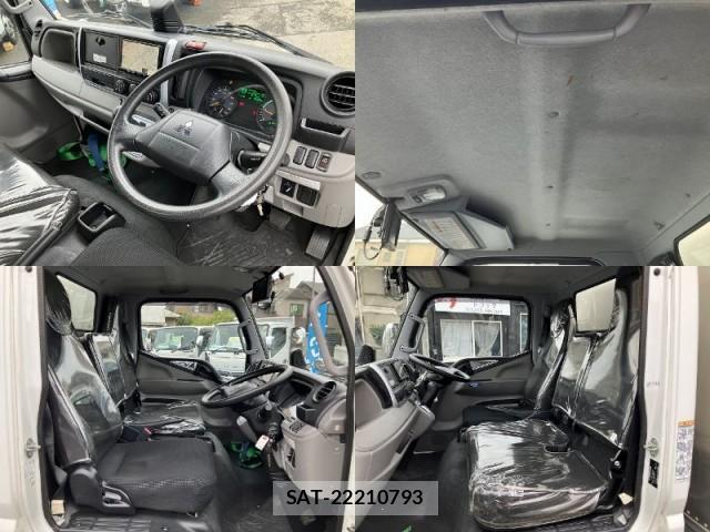 MITSUBISHI FUSO CANTER 2019-08 7817948-9
