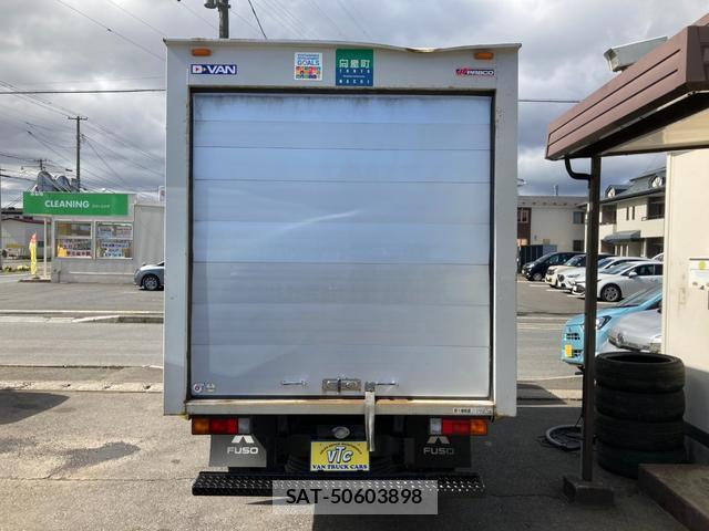 MITSUBISHI FUSO CANTER 2014-02 7819033-17