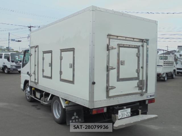 MITSUBISHI FUSO CANTER 2010-09 7819507-6