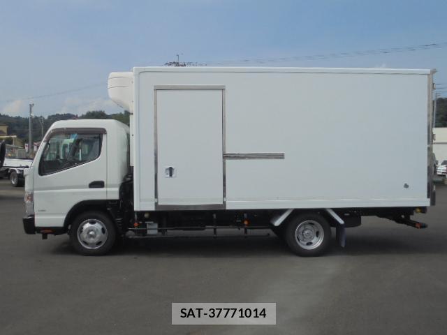 MITSUBISHI FUSO CANTER 2019-02 7819511-1