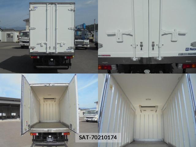MITSUBISHI FUSO CANTER 2017-03 7819512-17
