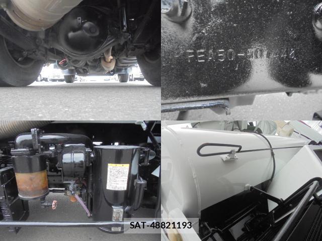 MITSUBISHI FUSO CANTER 2011-10 7819515-15