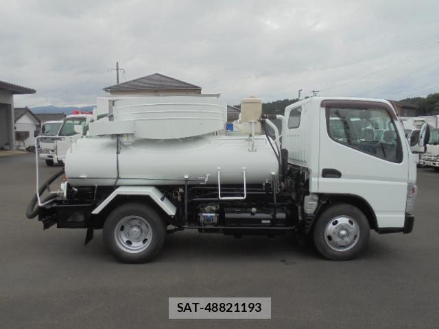 MITSUBISHI FUSO CANTER 2011-10 7819515-6