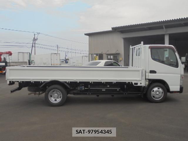 MITSUBISHI FUSO CANTER 2013-04 7819516-6