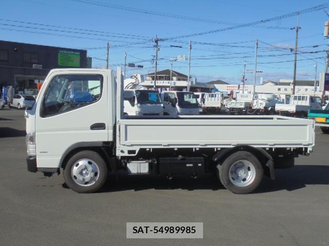 MITSUBISHI FUSO CANTER 2015-06 7819517-1