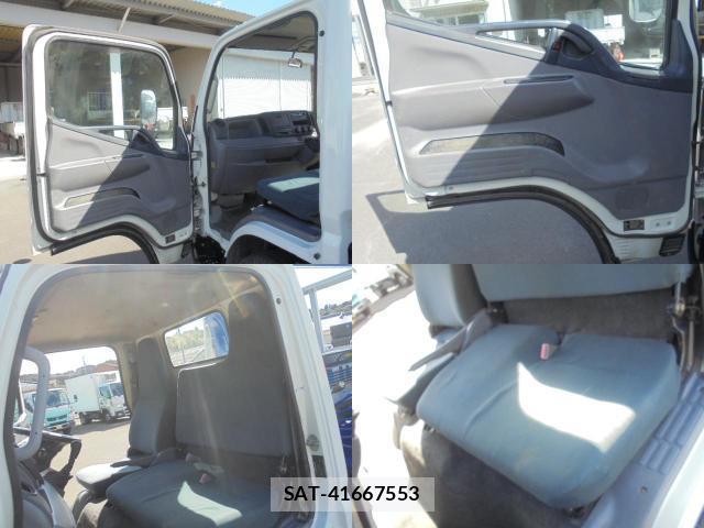 MITSUBISHI FUSO CANTER 2013-08 7819518-2