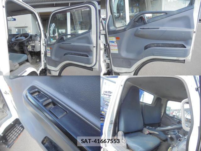 MITSUBISHI FUSO CANTER 2013-08 7819518-7