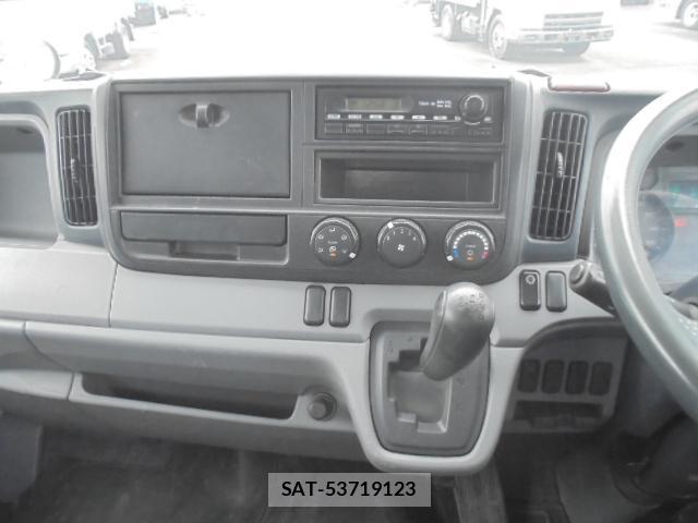 MITSUBISHI FUSO CANTER 2014-10 7819520-11