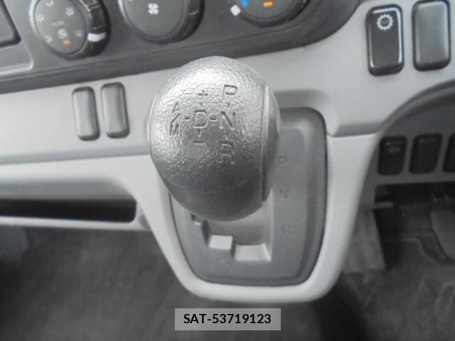 MITSUBISHI FUSO CANTER 2014-10 7819520-12