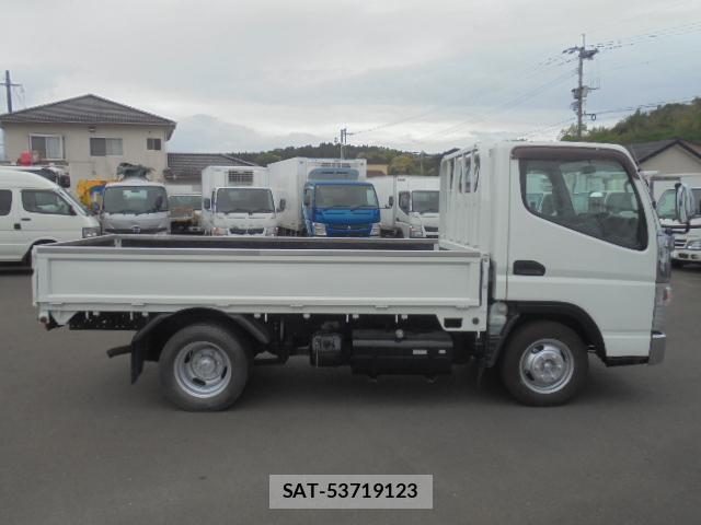 MITSUBISHI FUSO CANTER 2014-10 7819520-6