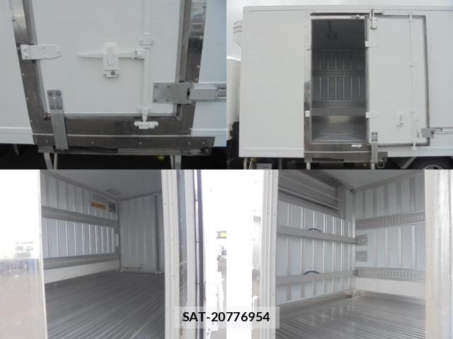 MITSUBISHI FUSO CANTER 2014-11 7819522-3