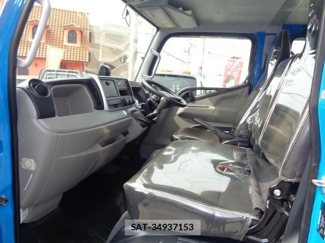 MITSUBISHI FUSO CANTER 2019-06 7819810-4
