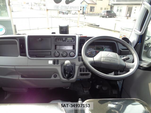 MITSUBISHI FUSO CANTER 2019-06 7819810-5