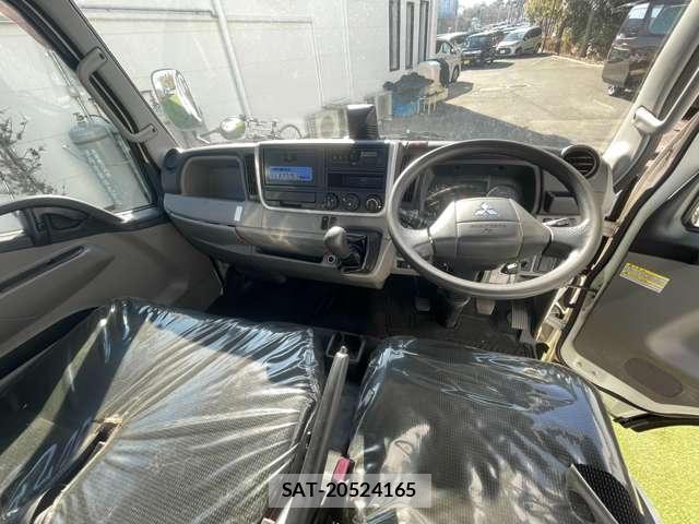 MITSUBISHI FUSO CANTER 2018-10 7819862-4