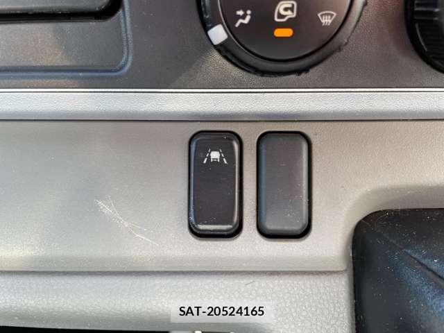 MITSUBISHI FUSO CANTER 2018-10 7819862-8