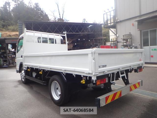 MITSUBISHI FUSO CANTER 2014-07 7820418-1