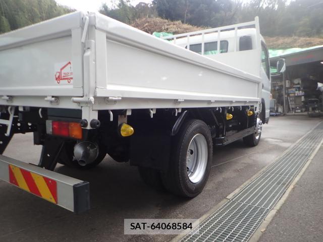 MITSUBISHI FUSO CANTER 2014-07 7820418-19