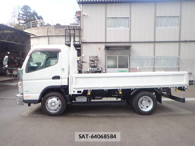 MITSUBISHI FUSO CANTER 2014-07 7820418-2