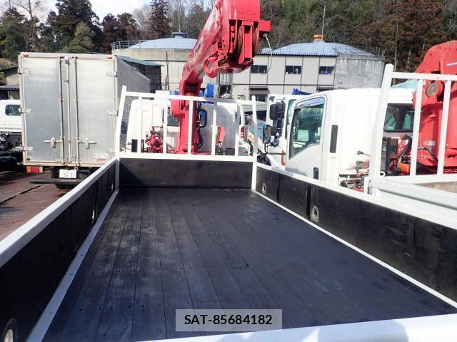MITSUBISHI FUSO CANTER 2008-01 7820420-2