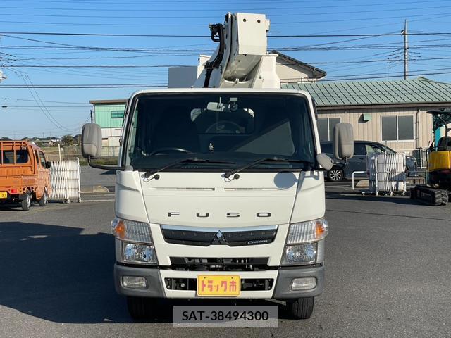 MITSUBISHI FUSO CANTER 2017-12 7820443-1