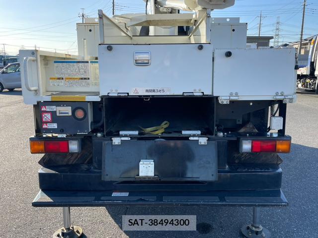MITSUBISHI FUSO CANTER 2017-12 7820443-14