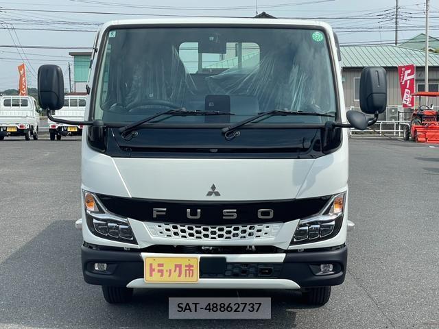 MITSUBISHI FUSO CANTER 2025-09 7820445-1