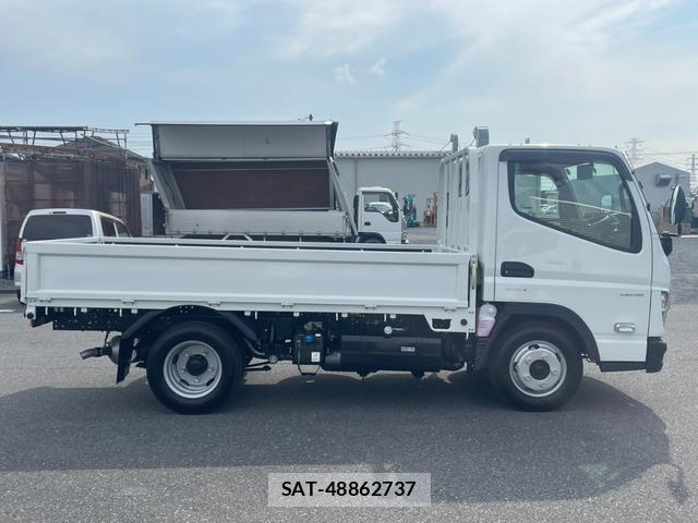 MITSUBISHI FUSO CANTER 2025-09 7820445-3