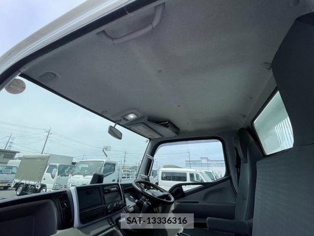 MITSUBISHI FUSO CANTER 2021-07 7820446-19