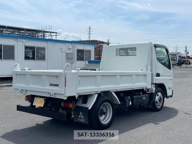 MITSUBISHI FUSO CANTER 2021-07 7820446-4