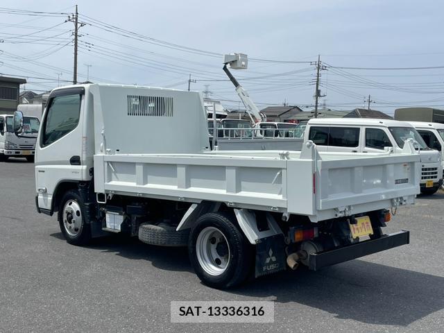 MITSUBISHI FUSO CANTER 2021-07 7820446-6