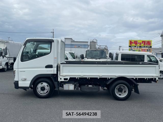 MITSUBISHI FUSO CANTER 2021-12 7820448-7