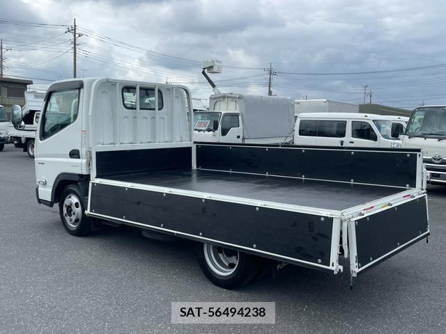 MITSUBISHI FUSO CANTER 2021-12 7820448-9