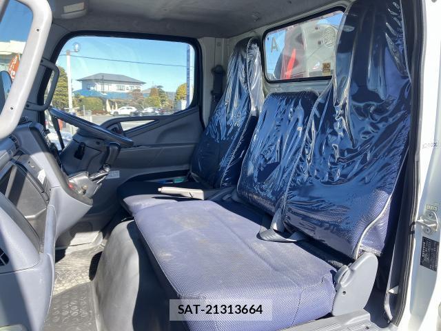 MITSUBISHI FUSO CANTER 2008-09 7820664-6