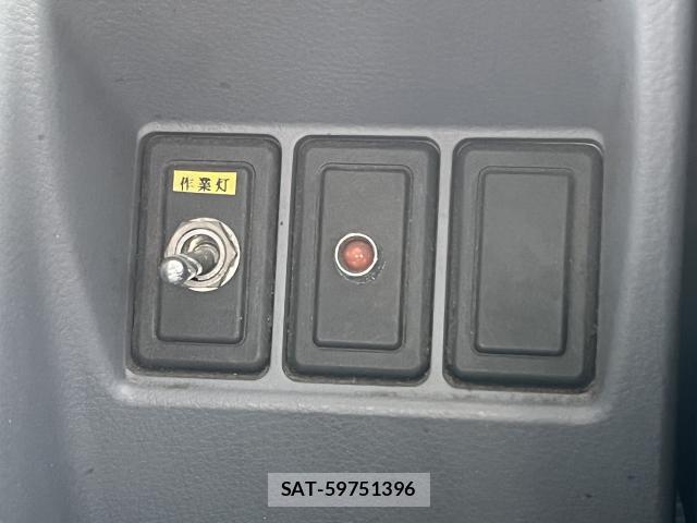MITSUBISHI FUSO CANTER 2007-02 7820673-8