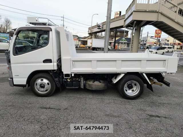 MITSUBISHI FUSO CANTER 2014-02 7822818-9