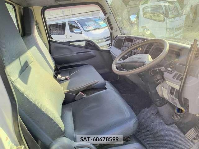 MITSUBISHI FUSO CANTER 2012-01 7822819-10