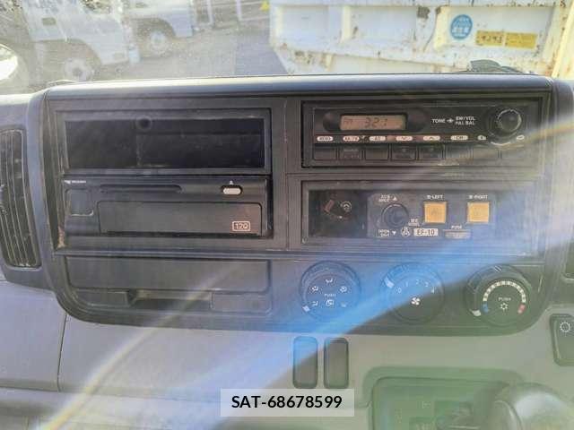 MITSUBISHI FUSO CANTER 2012-01 7822819-12