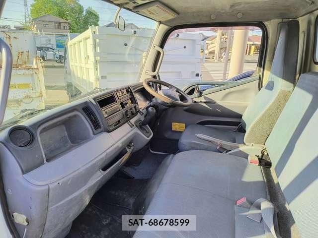 MITSUBISHI FUSO CANTER 2012-01 7822819-15