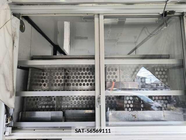 MITSUBISHI FUSO CANTER 2015-03 7822822-19