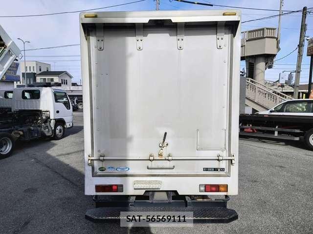 MITSUBISHI FUSO CANTER 2015-03 7822822-5