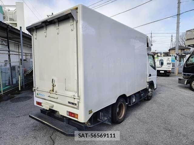 MITSUBISHI FUSO CANTER 2015-03 7822822-6