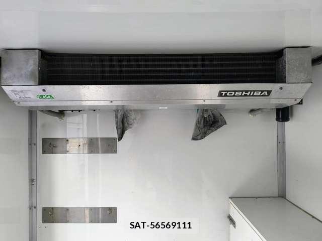 MITSUBISHI FUSO CANTER 2015-03 7822822-9