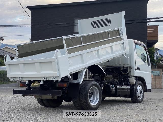 MITSUBISHI FUSO CANTER 2017-03 7822998-1