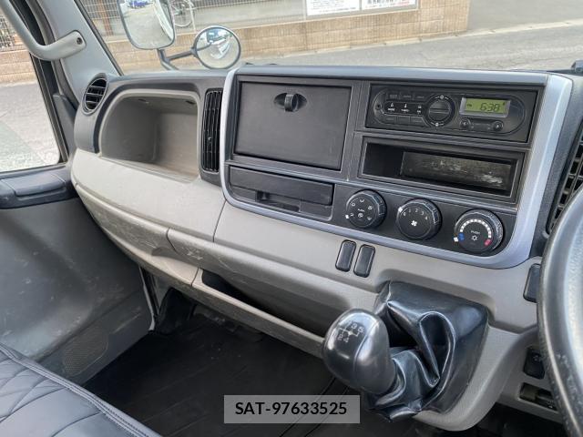 MITSUBISHI FUSO CANTER 2017-03 7822998-17