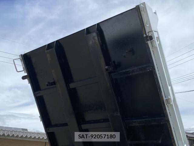 MITSUBISHI FUSO CANTER 2012-12 7822999-13