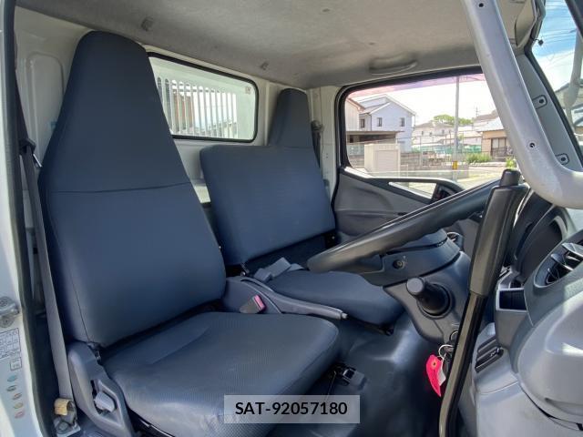 MITSUBISHI FUSO CANTER 2012-12 7822999-3