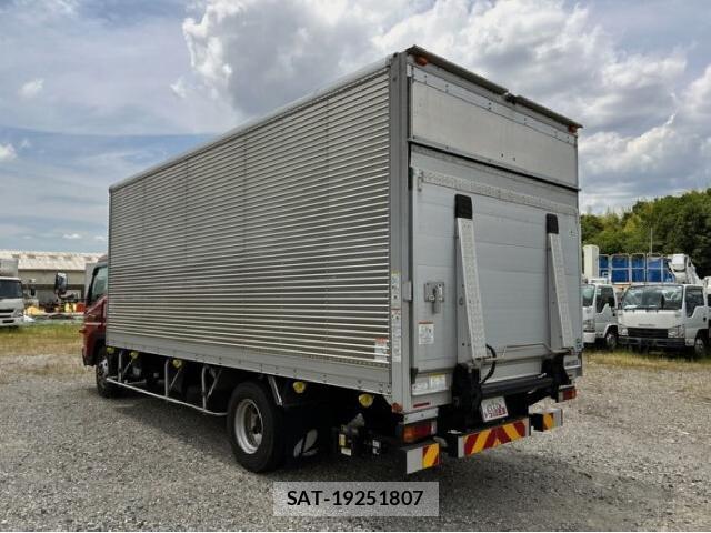 MITSUBISHI FUSO CANTER 2021 7823206-10