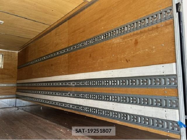 MITSUBISHI FUSO CANTER 2021 7823206-5