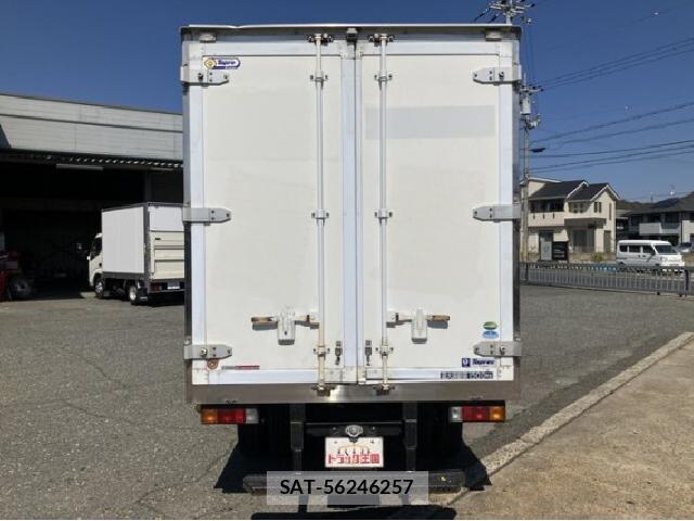 MITSUBISHI FUSO CANTER 2016 7823210-5