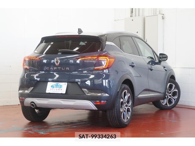 Renault CAPTUR 2021-02 7813566-4